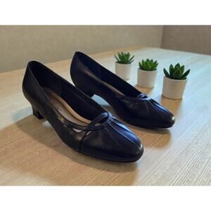 Soft Style Hush Puppies Pump Heels Womens 6.5M Black Slip On Faux Leather Casual